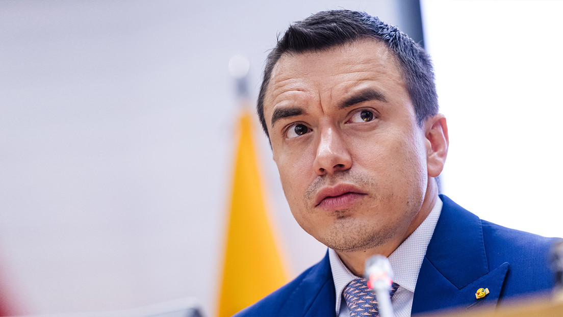 Noboa espera sacar rédito de consulta y referéndum en un Ecuador en ebullición