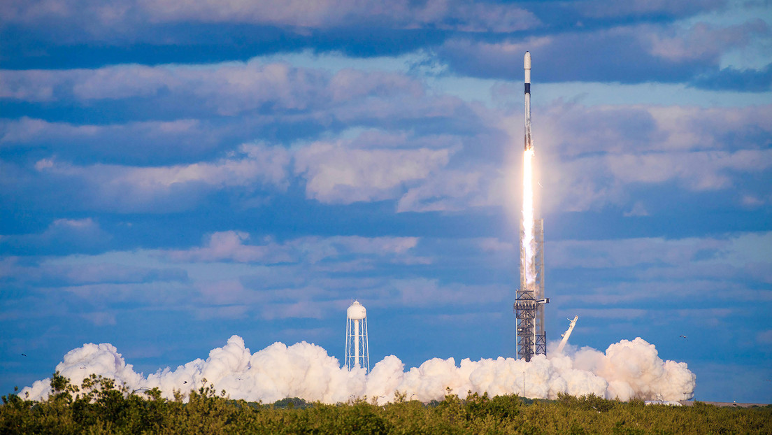 Corea del Sur lanza su segundo satélite espía en la carrera espacial con Pionyang