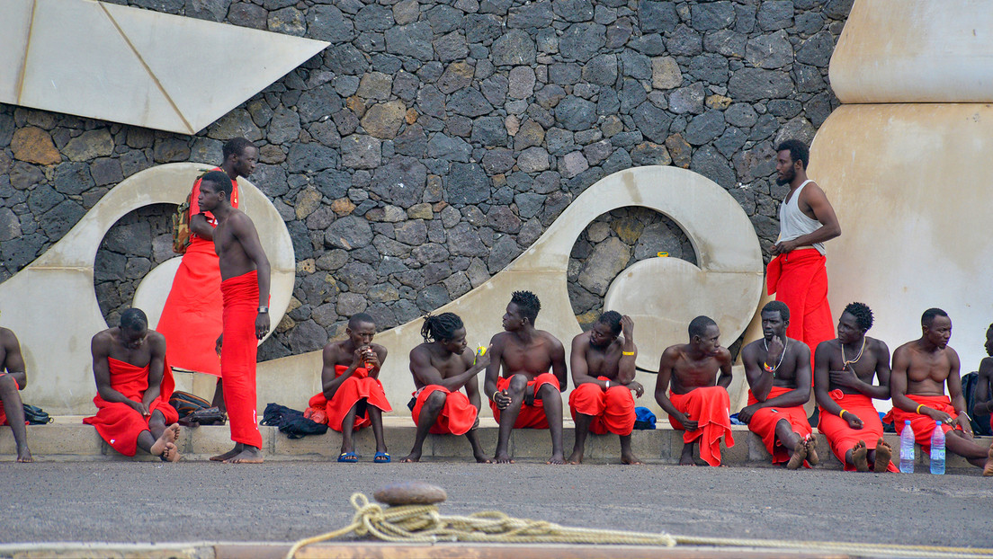 En qué consiste la iniciativa de España para regularizar a 500.000 migrantes