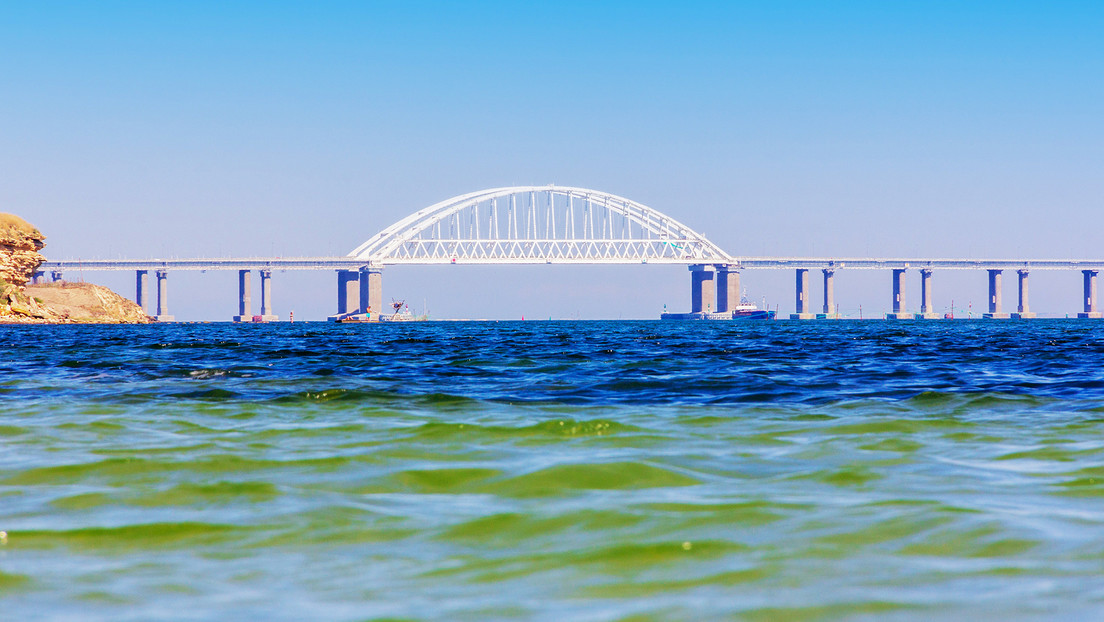 "Queremos esto mucho": Zelenski reafirma sus planes de destruir el puente de Crimea