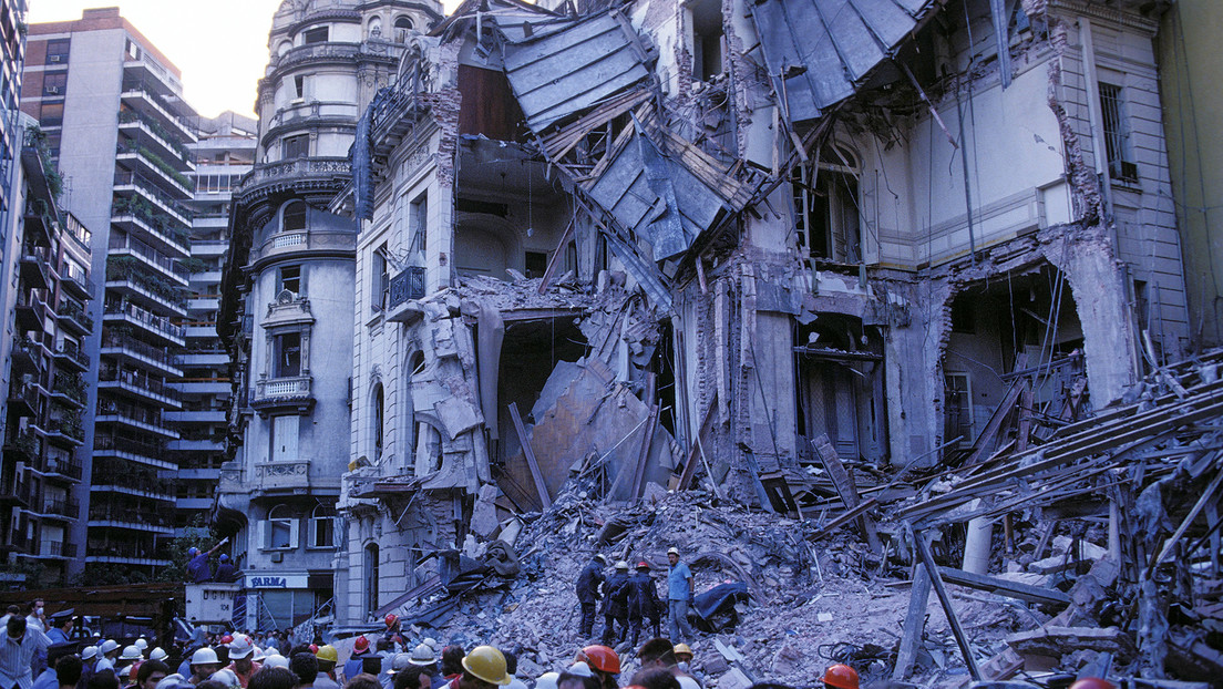 Milei dice que el kirchnerismo "encubrió a Irán" en los atentados contra AMIA y la embajada israelí