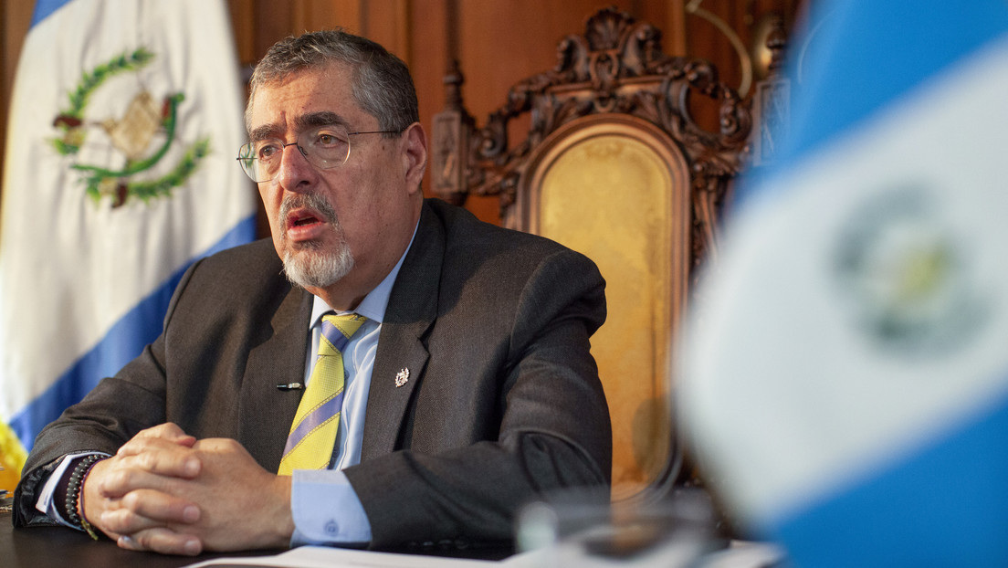 Arévalo denuncia campaña de incendios provocados en Guatemala