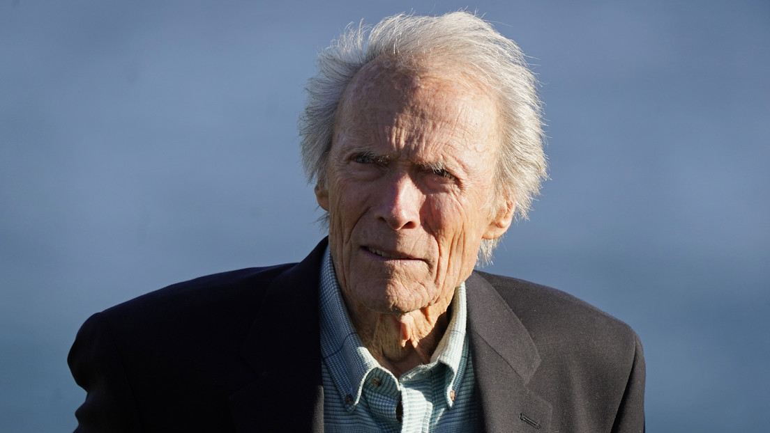 Clint Eastwood sorprende con una aparición pública