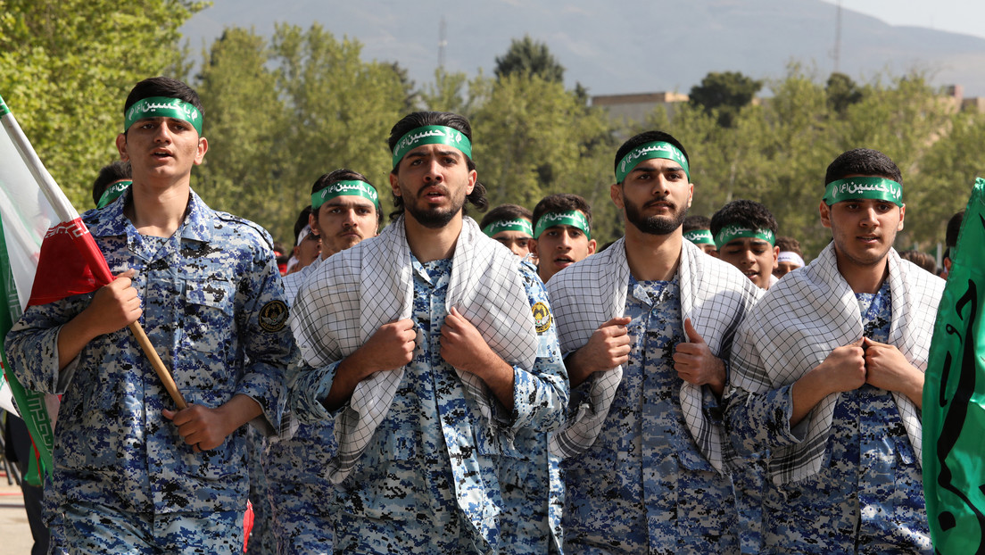 WSJ: Irán evacúa a sus altos cargos de Siria por temor a un ataque israelí