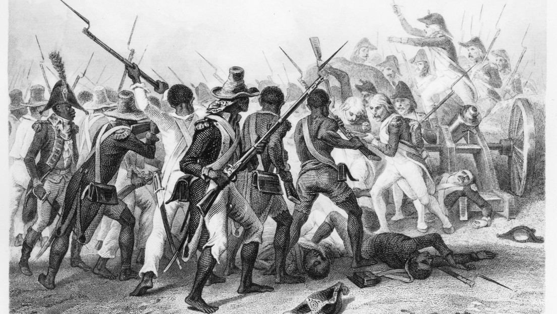 Francia enfrenta reclamos para devolver miles de millones a Haití