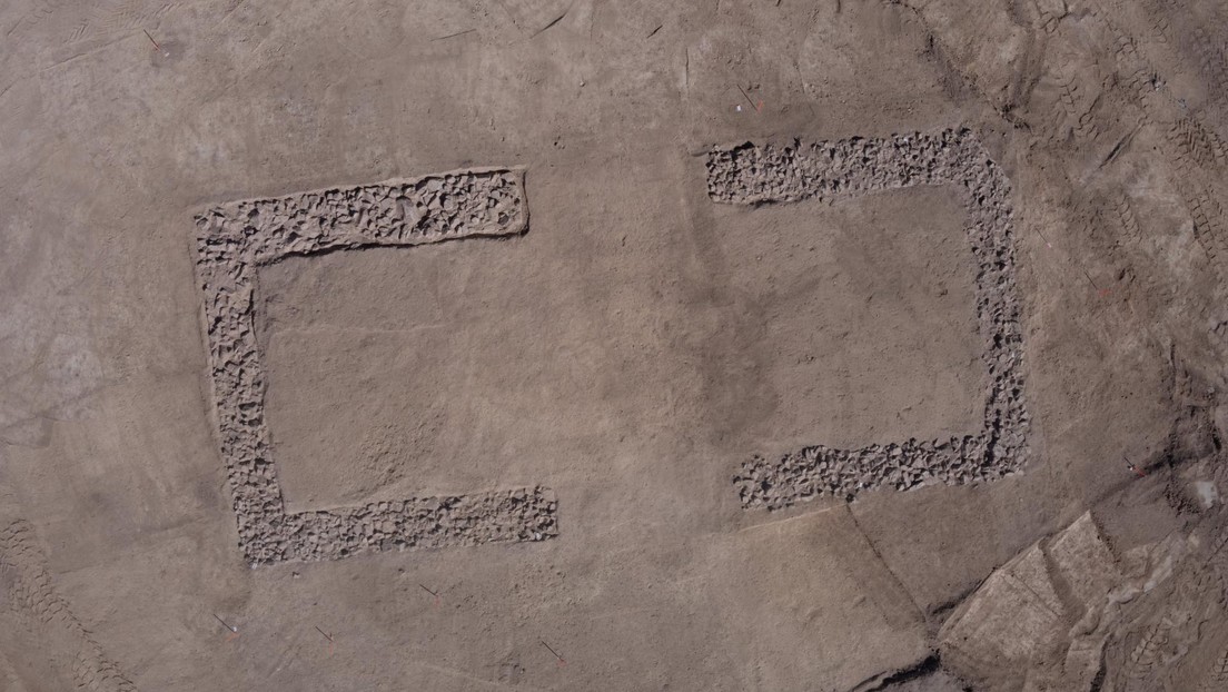 Ruinas milenarias y sus secretos ocultos salen a la luz bajo una carretera