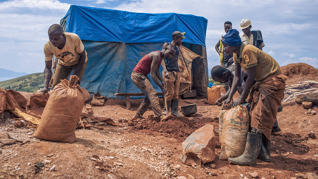 Un país africano acusa a Apple de usar "minerales de sangre" en sus dispositivos