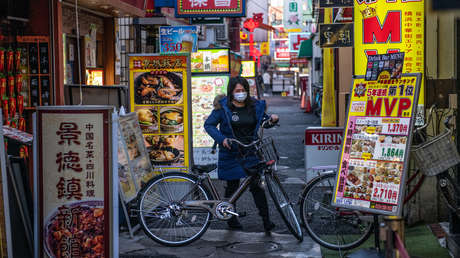 Japón promulga una ley para combatir la soledad y el aislamiento