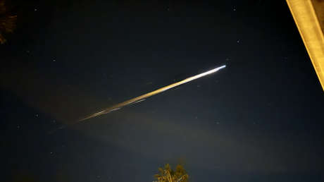 Extrañas luces en el cielo confunden a los habitantes de California (VIDEO)