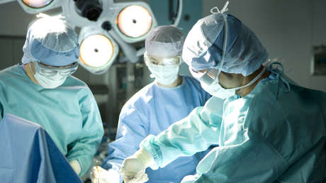 Persona no binaria que desea tener vagina y conservar su pene desata una batalla legal