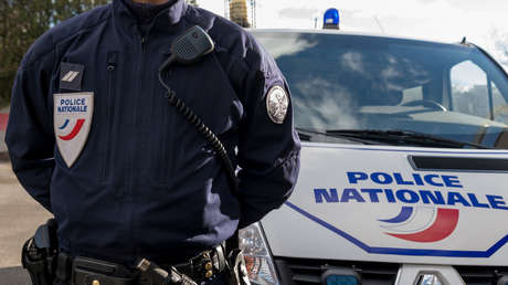 Niña musulmana queda en coma tras recibir una paliza por "vestir de europea" en Francia