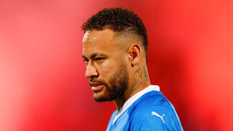 VIDEO: Neymar desata otra polémica por jugar al póquer en la fiesta de su hija