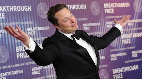 Musk: "Era fácilmente predecible la derrota de Ucrania. De hecho, yo lo predije"