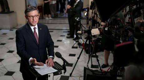 Mike Johnson: "El 80% del gasto en Ucrania es para reposición de reservas estadounidenses"