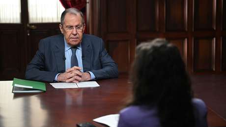 Lavrov: Occidente está en un estado de "histeria" y "agonía"