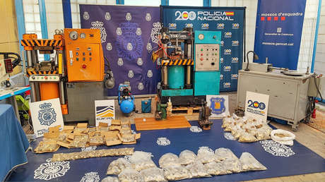 VIDEO: Desmantelan un gran taller de fabricación de monedas falsas en España