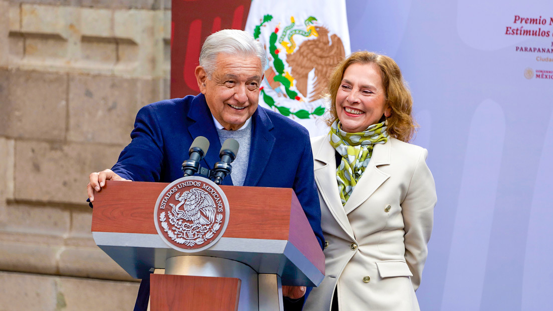 "Vamos a seguir juntos": López Obrador desmiente que se vaya a divorciar