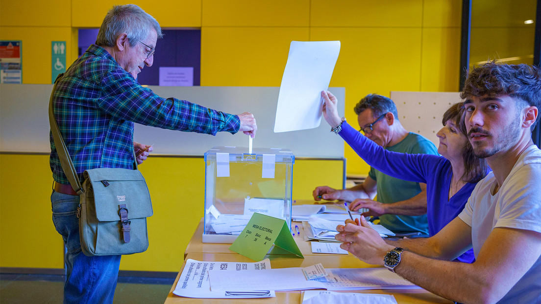 Los socialistas ganan las elecciones en Cataluña, pero necesitarán pactar para gobernar
