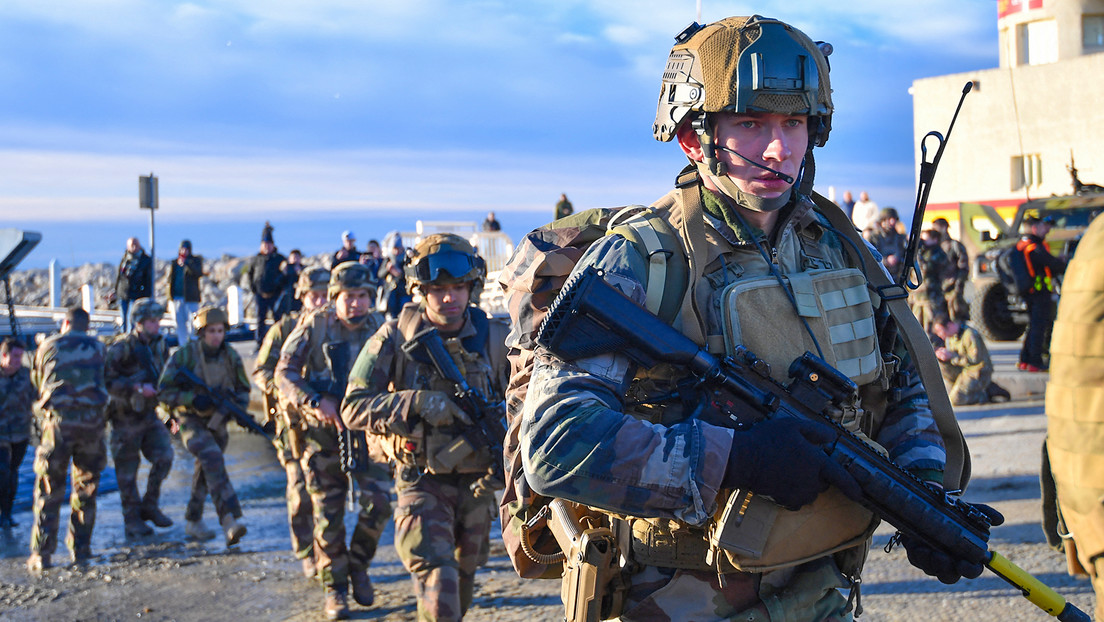 Francia entrena una nueva unidad de inteligencia que "podría ser útil" en Ucrania