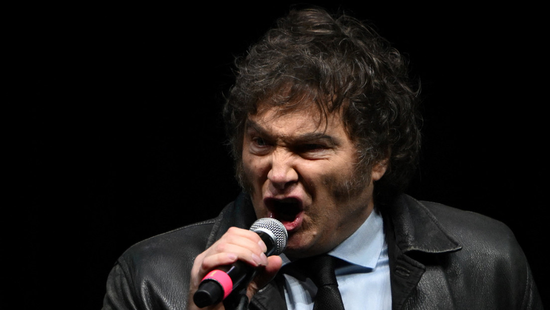 "Hice todo esto porque quería cantar": Milei presenta su nuevo libro y ofrece un 'show' musical