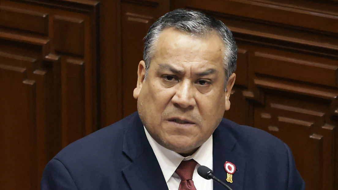 Premier de Perú advierte de una "persecución judicial" contra Boluarte