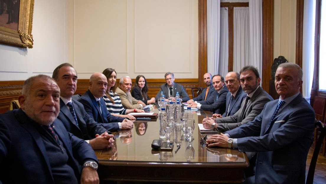 "Creo que habrá dictamen": el nuevo jefe de Gabinete de Milei negocia con opositores la ley Bases