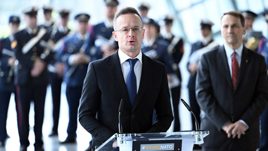 El ministro de Exteriores de Hungría, Peter Szijjarto