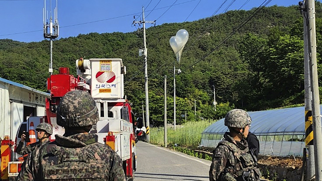 "Regalos de sinceridad": Corea del Norte sobre el envío de cientos de globos con basura al Sur