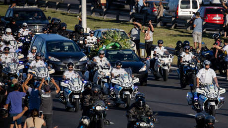 Los hijos de Maradona solicitan a la justicia trasladar el cuerpo a un mausoleo