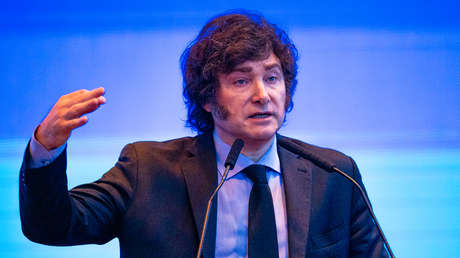 Milei admite que las Malvinas están en manos británicas y reitera su admiración por Thatcher