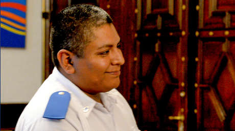 Milei celebra anulación de la condena al policía Chocobar por el polémico caso de 'gatillo fácil'