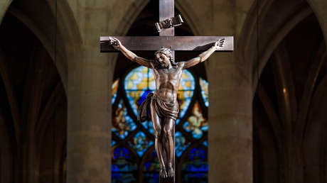 Un cura estadounidense afirma que "Jesús murió con una erección"