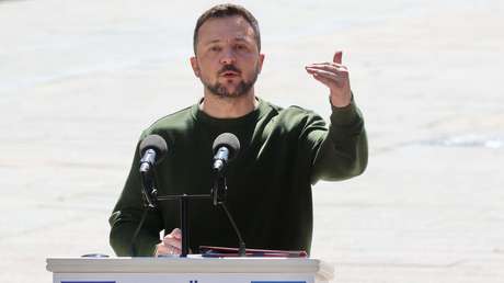 Zelenski califica de "extremadamente difícil" la situación en una zona del frente