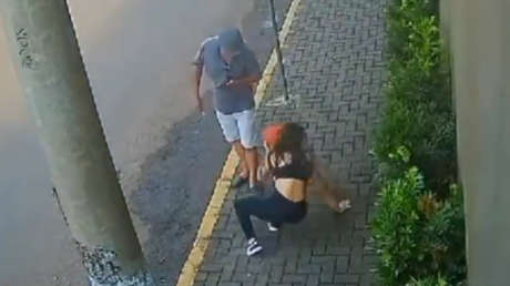 Mujer ataca a otra con soda cáustica porque la miraba con cara de burla