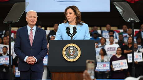 VIDEO: Kamala Harris realiza acento falso y se ríe a carcajadas sin razón en un mitin