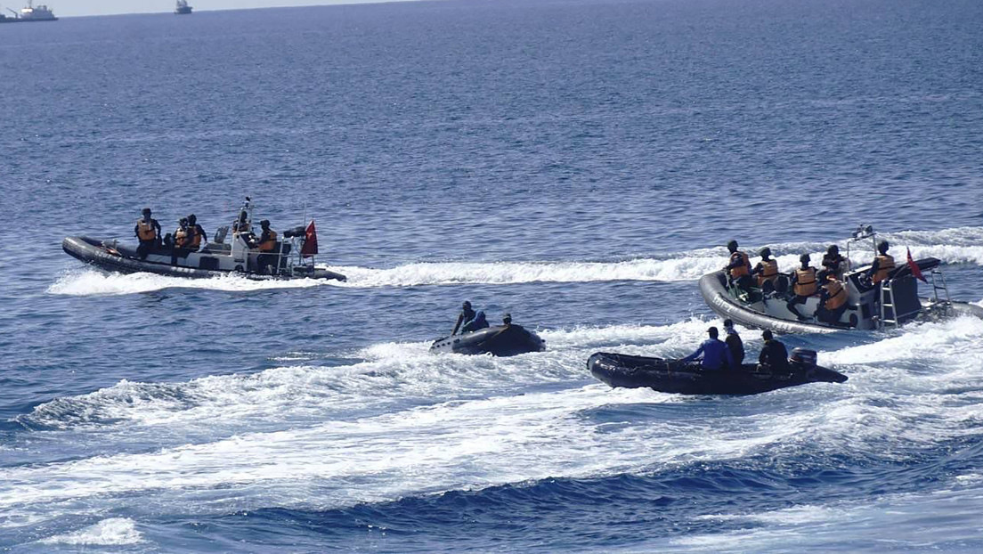 Filipinas lanza otra acusación contra China en aguas en disputa