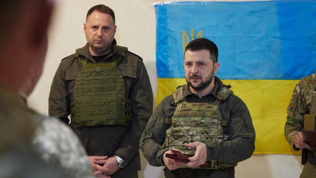 "Jefe de Estado de facto": ¿qué hombre clave de Zelenski le hace sombra?