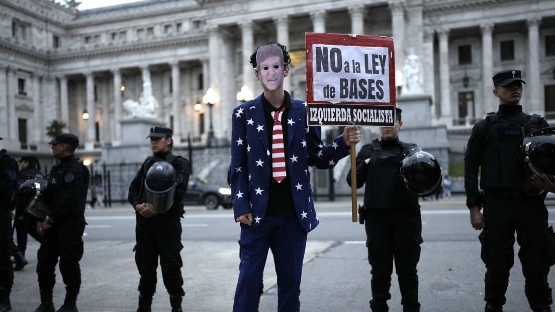 Incertidumbre y protestas: la Ley Bases de Milei enfrenta una votación clave en el Senado