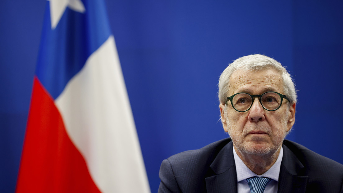 Chile explica la continuidad de su embajador en España tras polémico comentario sobre Israel