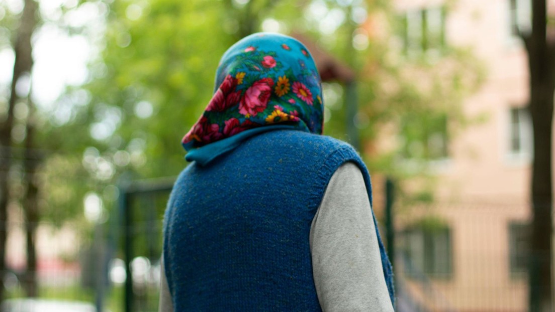 Detienen a un ucraniano cuando trataba de huir del país disfrazado de anciana