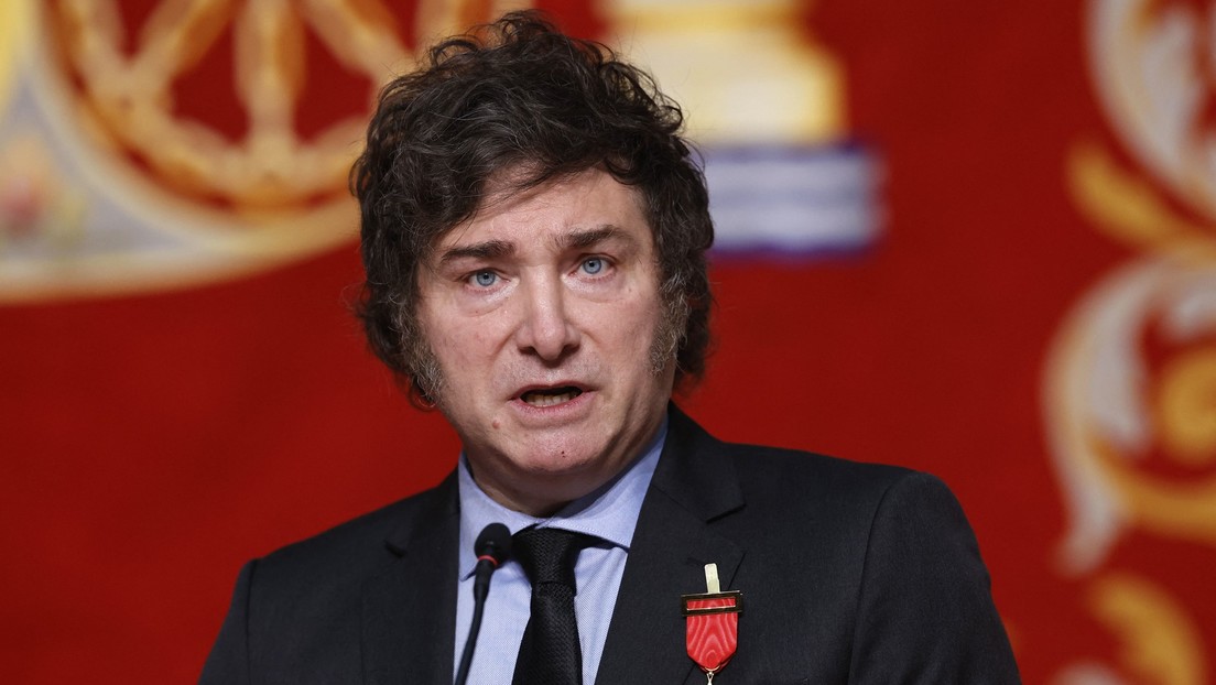 Milei carga contra el gobierno anterior y dice que esperaban que fueran "liberales libertarados"