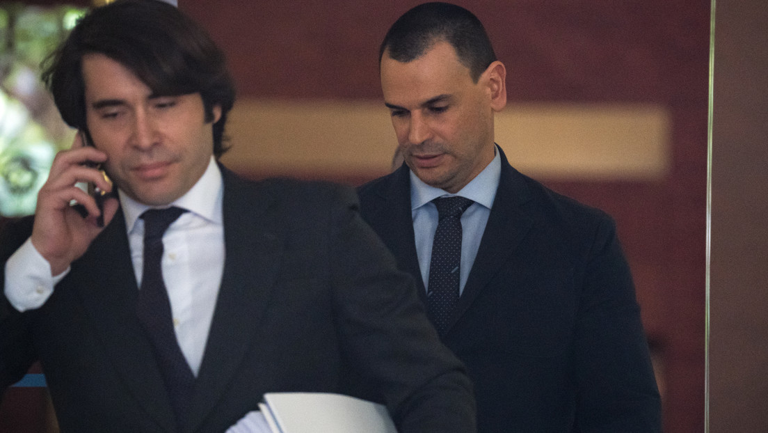 Se complica el futuro procesal del novio de la presidenta de Madrid, acusado ahora de 4 delitos más