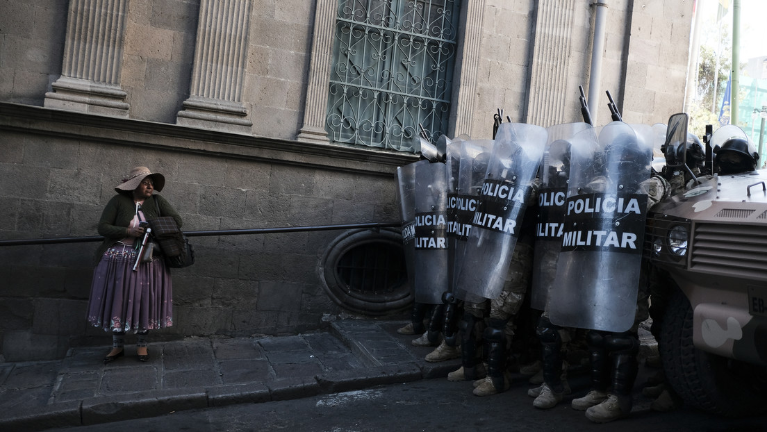 Suman 17 militares y civiles detenidos por intentona golpista en Bolivia