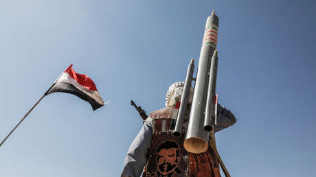 Hutíes estrenan nuevo misil balístico con un ataque contra objetivo militar israelí