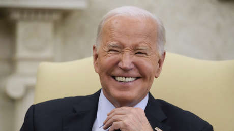 La Casa Blanca tilda de "falsificaciones baratas" los videos sobre el raro comportamiento de Biden