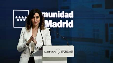 Supremo de España archiva denuncia contra Ayuso por muertes de ancianos en pandemia