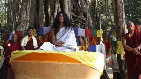 Сondenan al 'Joven Buda' por abuso sexual infantil