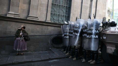 Suman 17 militares y civiles detenidos por intentona golpista en Bolivia
