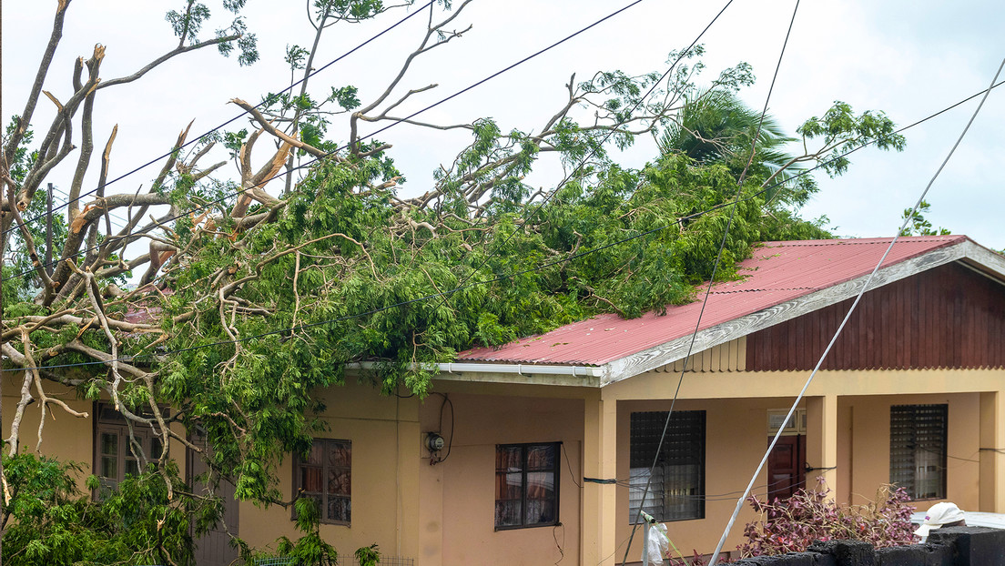 Devastación e inundaciones: el Caribe afronta los estragos del huracán Beryl (VIDEOS)