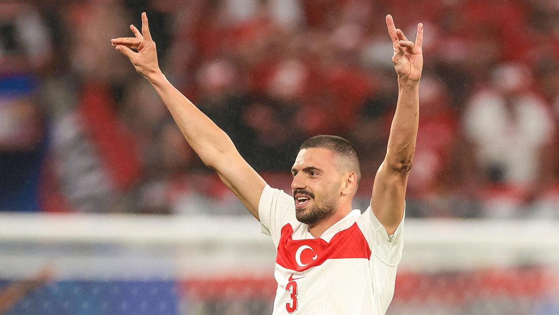 Alemania convoca al embajador de Turquía por el 'saludo del lobo' de un futbolista turco